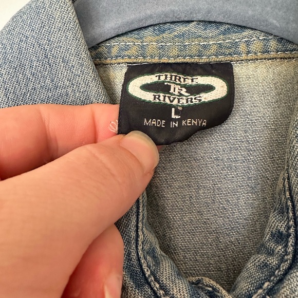 Vtg Denim Button-Up Shirt - Picture 6 of 6